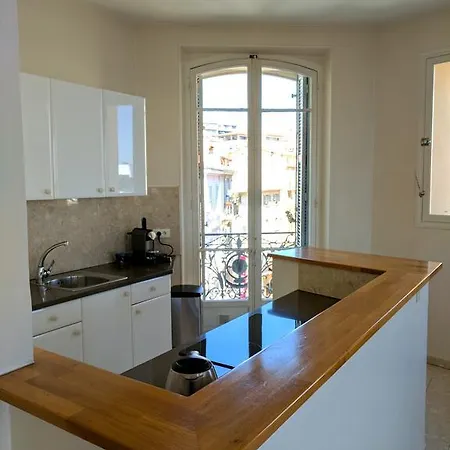 Citilet Louis Blanc 1,2,3 - Three Gorgeous, Open-plan Apartmán Cannes